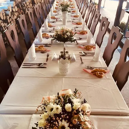 Restaurant A Pod Draci Skalou Casa de hóspedes