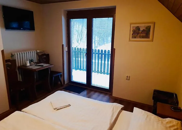 Restaurant A Pod Draci Skalou