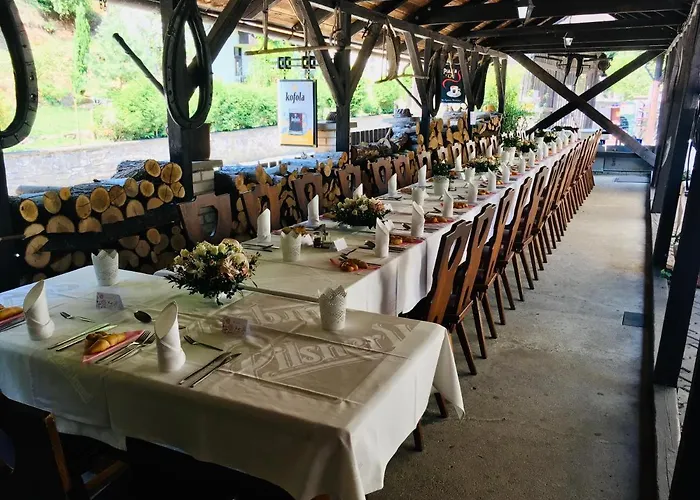 Guest house Restaurant A Pod Draci Skalou Karlstejn