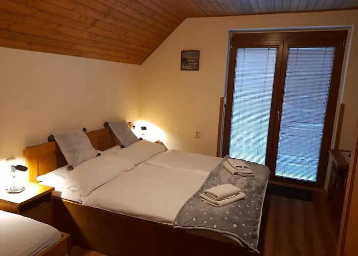 Гостевой дом Restaurant A Pod Draci Skalou 3*